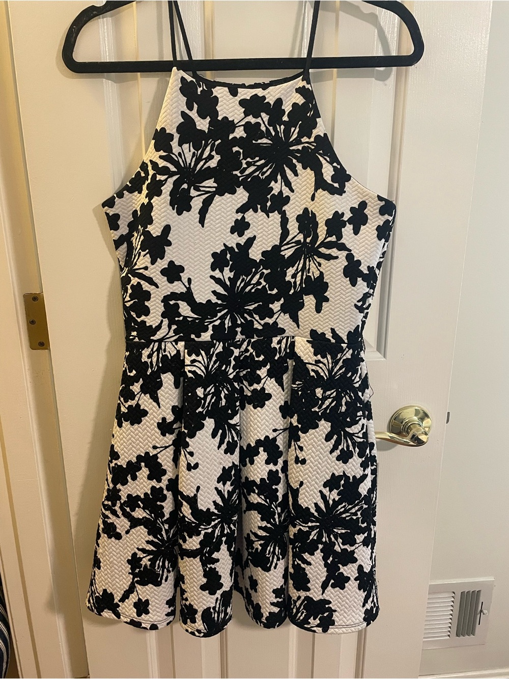 Black & White Windsor Floral Dress